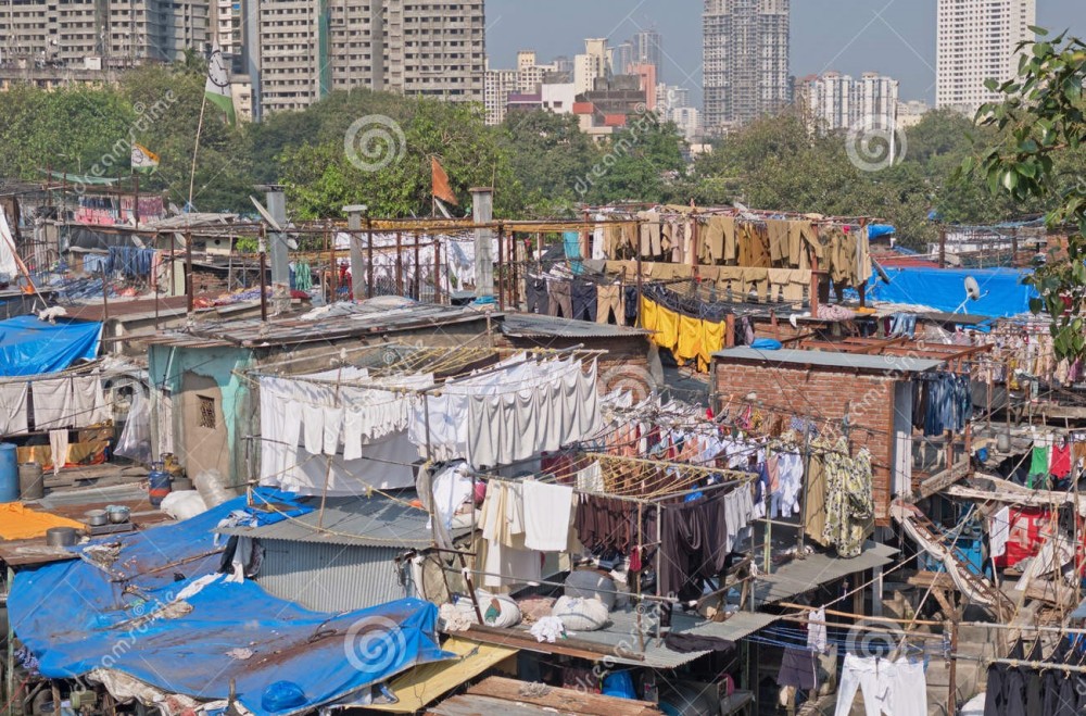 mumbai-open-air-laundry-dhobi-ghat-next-to-mahalaxmi-station-southern-india-reputed-to-be-largest-its-kind-82654861